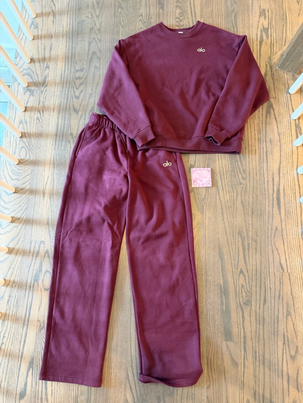 ALO Yoga Women's Sweatshirt & Sweatpants Set in Burgundy